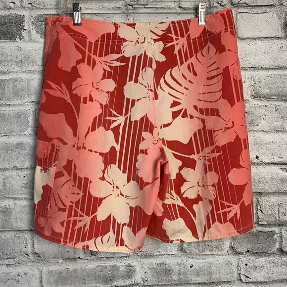 Speedo Tropical Hawaiian Print Boardshorts - Picture 3 of 13